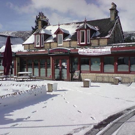 Mackenzies Highland Inn Aviemore Exterior foto